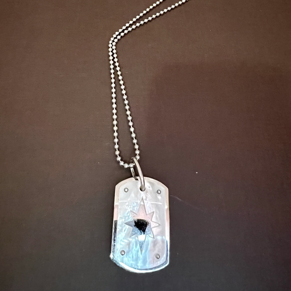 Vintage Mother of Pearl Starburst necklace, very good condition